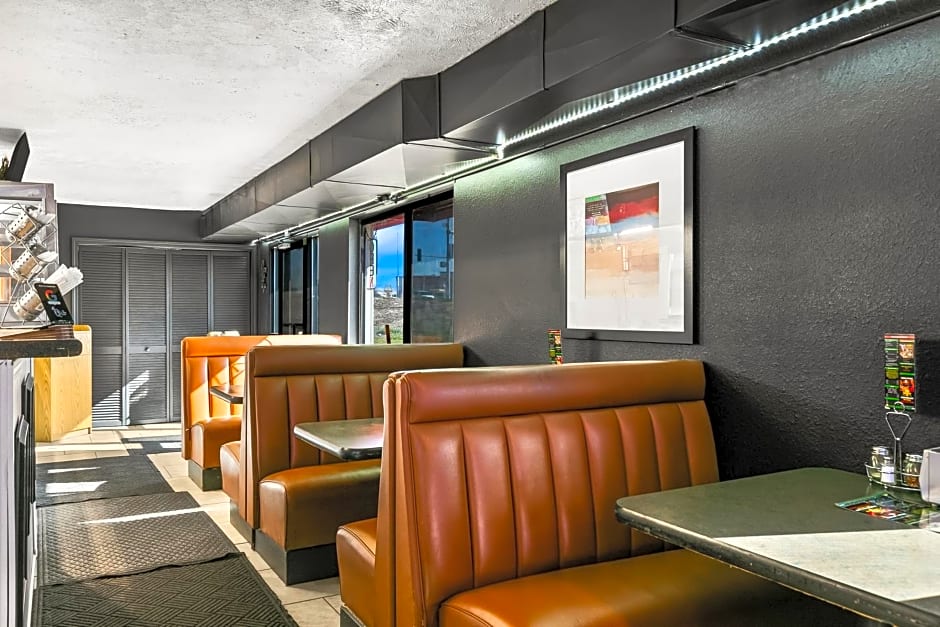 Americas Best Value Inn - Lincoln Airport