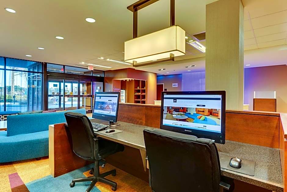 Fairfield Inn & Suites by Marriott Dunn I-95