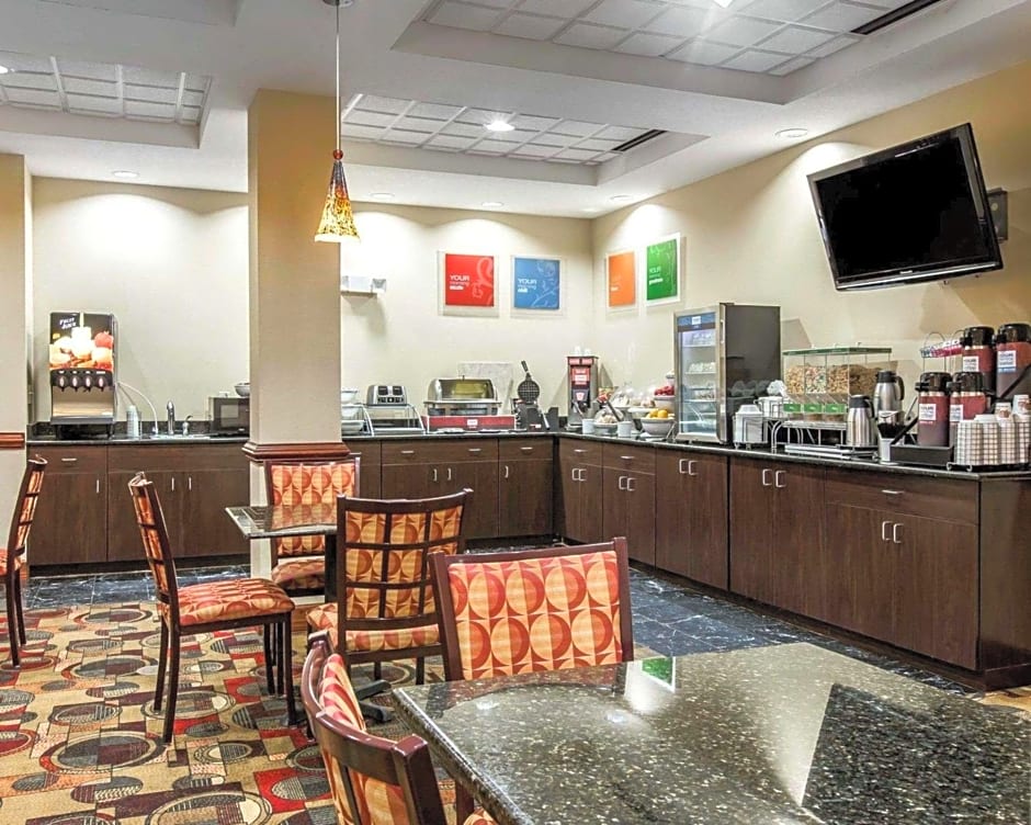 Comfort Suites Waycross