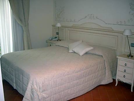 Classic Double or Twin Room