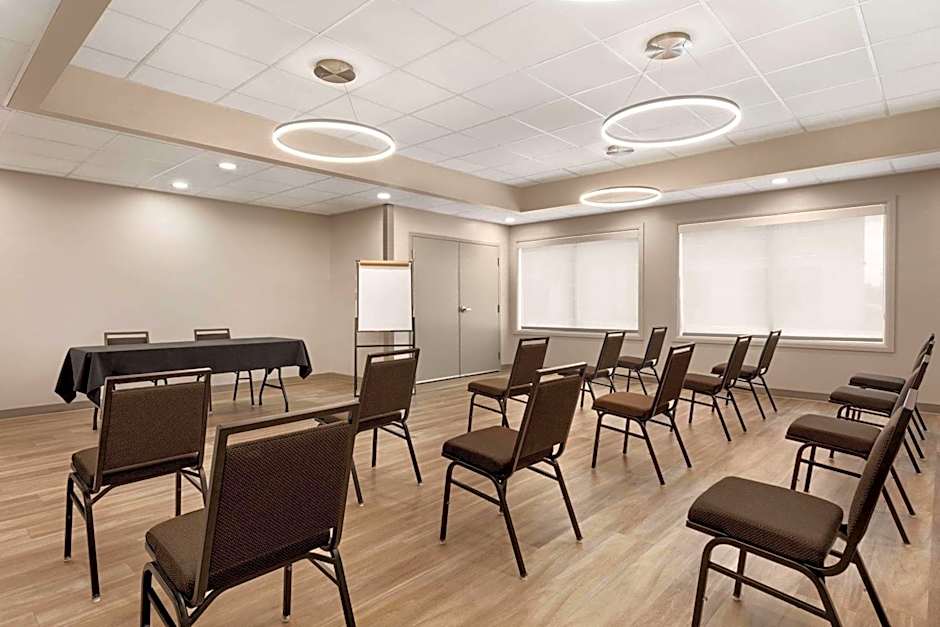 Microtel Inn & Suites by Wyndham Lac-Megantic