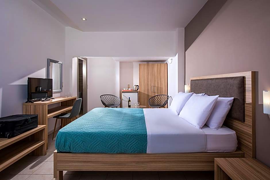 Thania Seaside Smotel - Adults Only