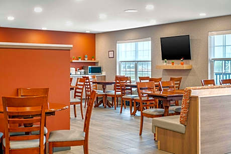 Quality Inn & Suites Downtown