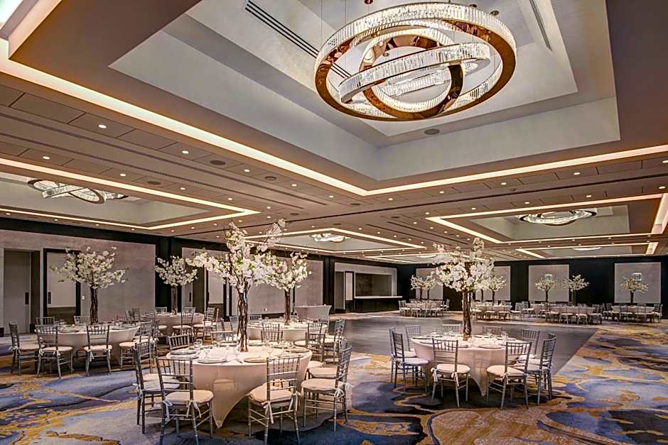 Sheraton Eatontown Hotel