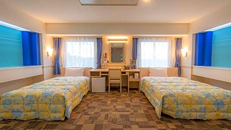 Accessible Twin Room - Non-Smoking