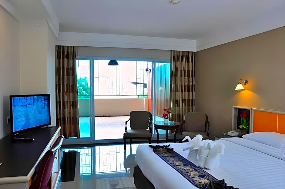 Tonkoon Hotel