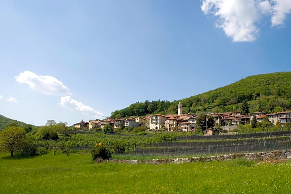 Charming B&B and Osteria La Crisalide