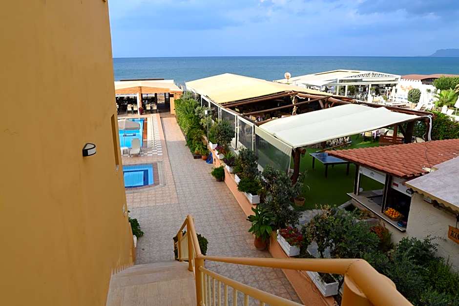 Esperides Beach Hotel Apartments