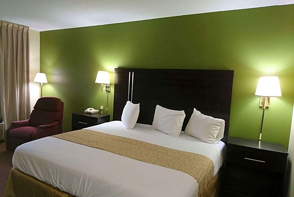 Travelodge by Wyndham Knoxville East