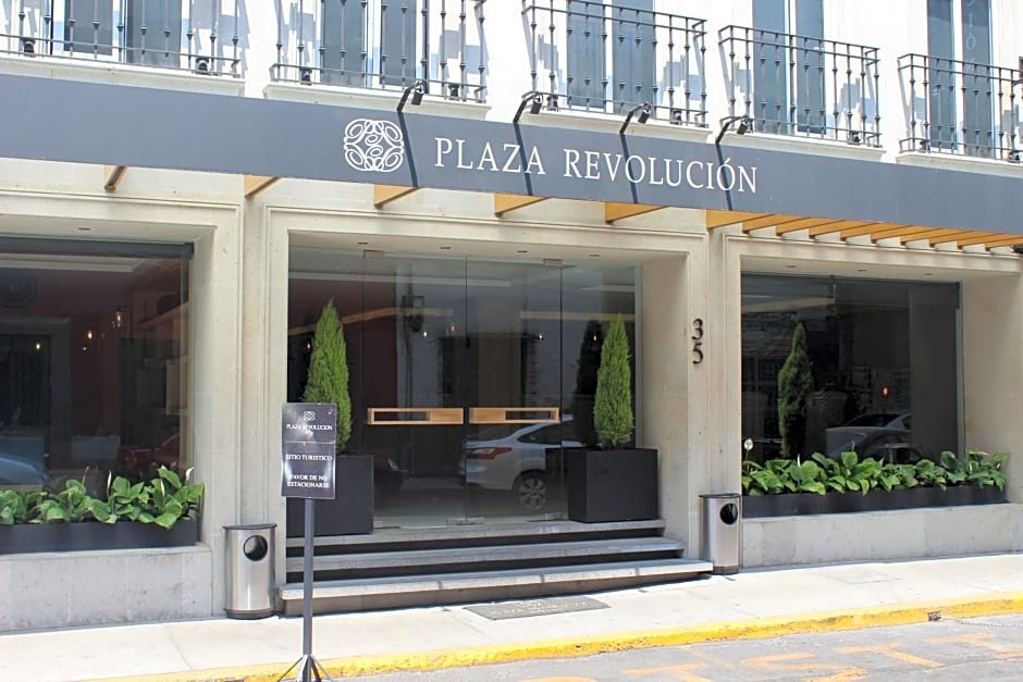 Hotel Plaza Revolución