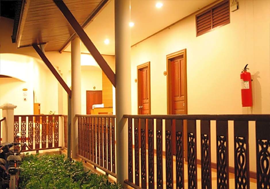 Prachuap Place Hotel