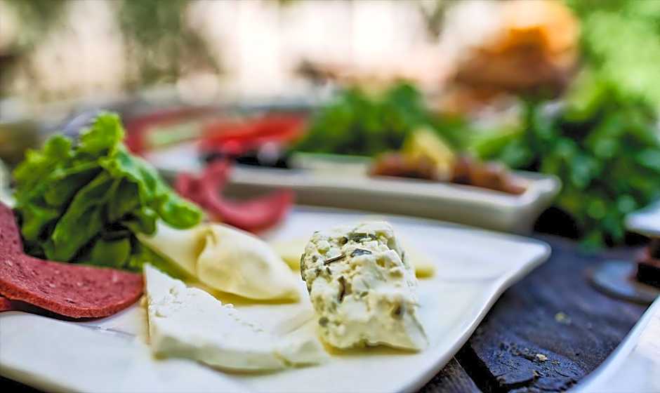 Miro Mara Boutique Hotel & Lounge Bar