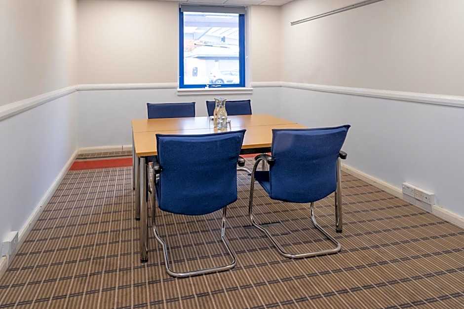 Holiday Inn Express Droitwich Spa By IHG