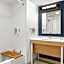 Spark by Hilton Fredericksburg Southpoint