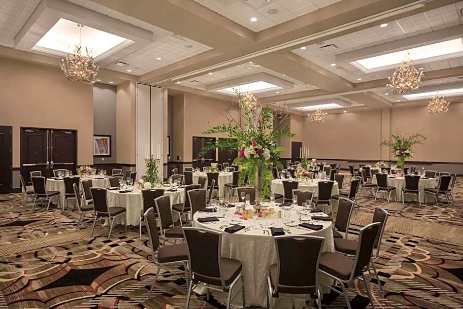 Embassy Suites by Hilton Tuscaloosa Alabama Downtown