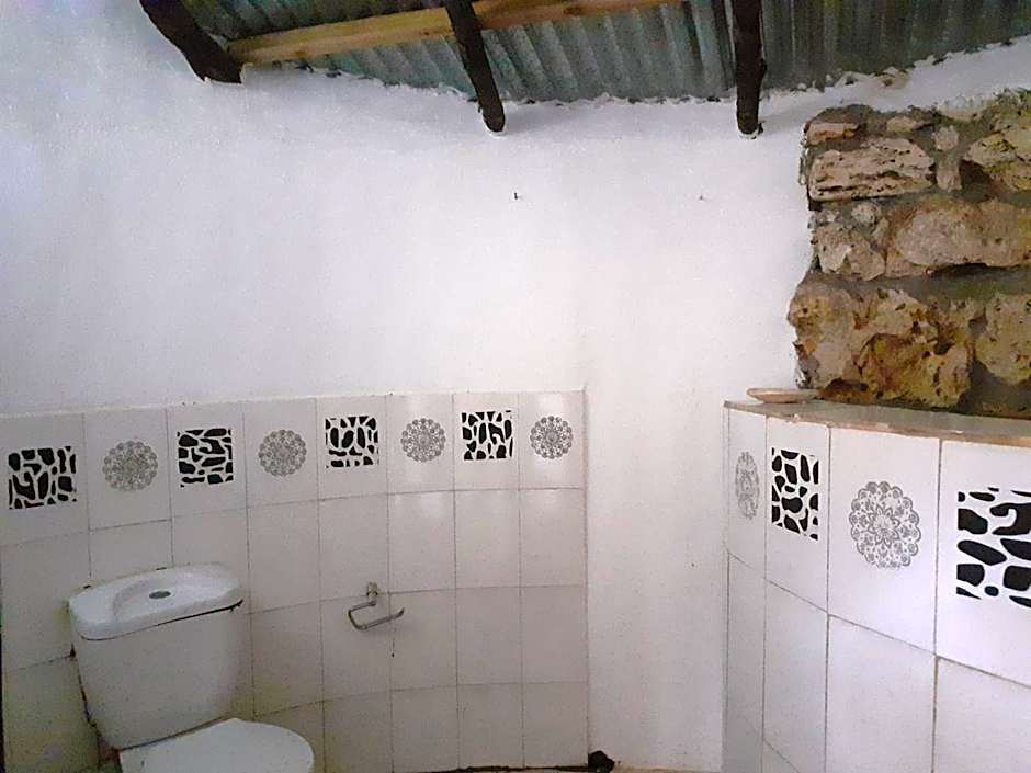 Gecko Nature Lodge Home of Swahili Divers the BEST dive center and Famous Gecko Restaurant