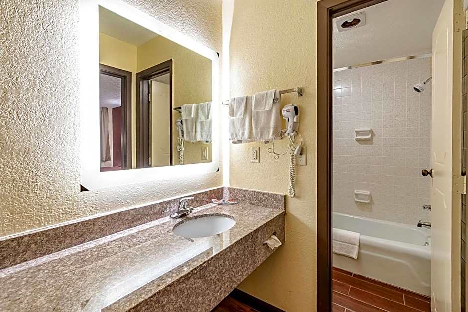 Econo Lodge Worthington