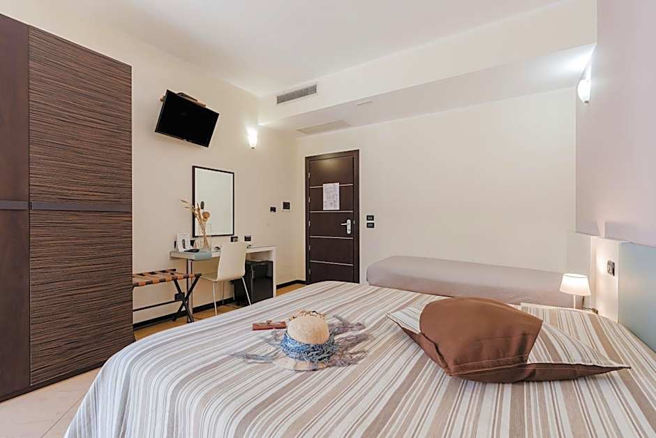Cerri Hotel