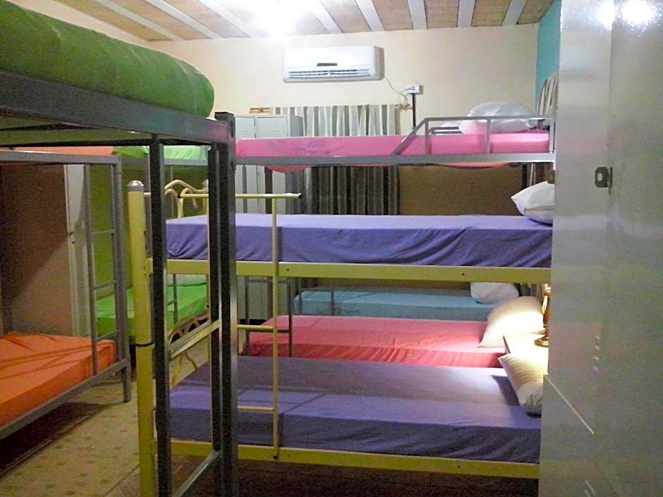 Casa da Cacaia e do Henrique