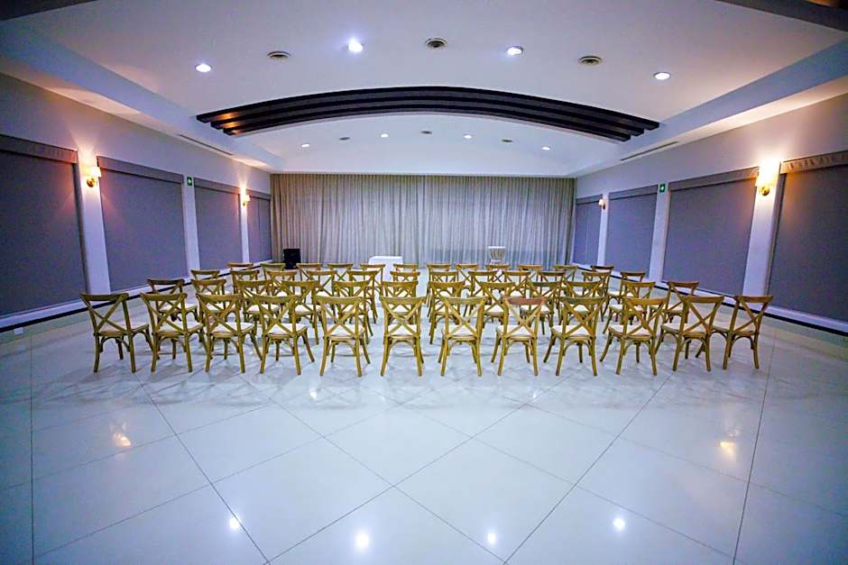 InHouse Select Hacienda Tres Rios