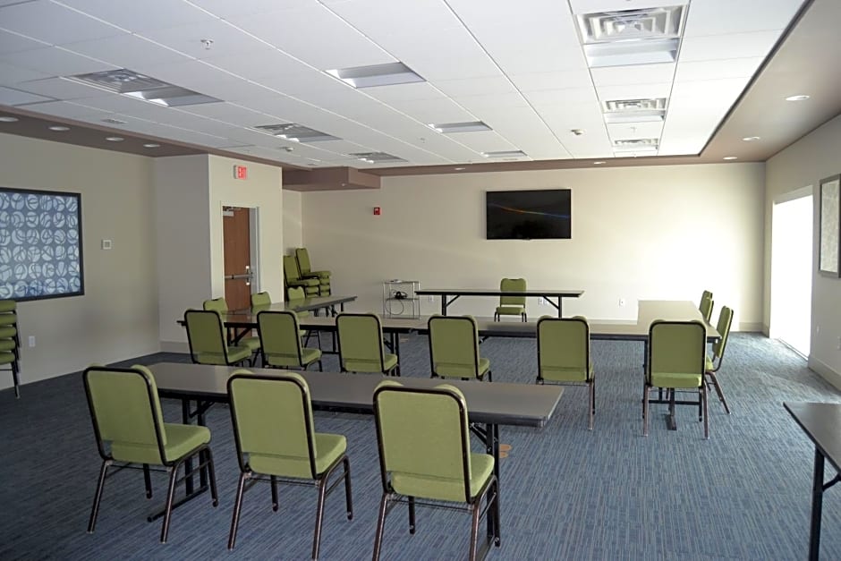 Holiday Inn Express & Suites Goodlettsville N Nashville By IHG