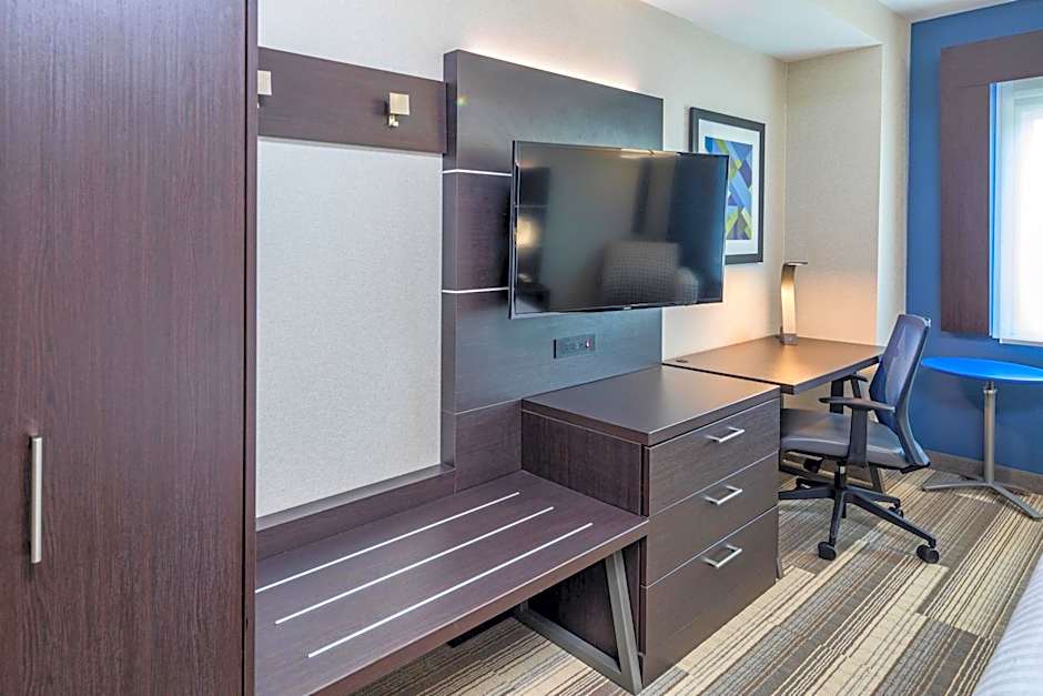 Holiday Inn Express Sunnyvale - Silicon Valley By IHG