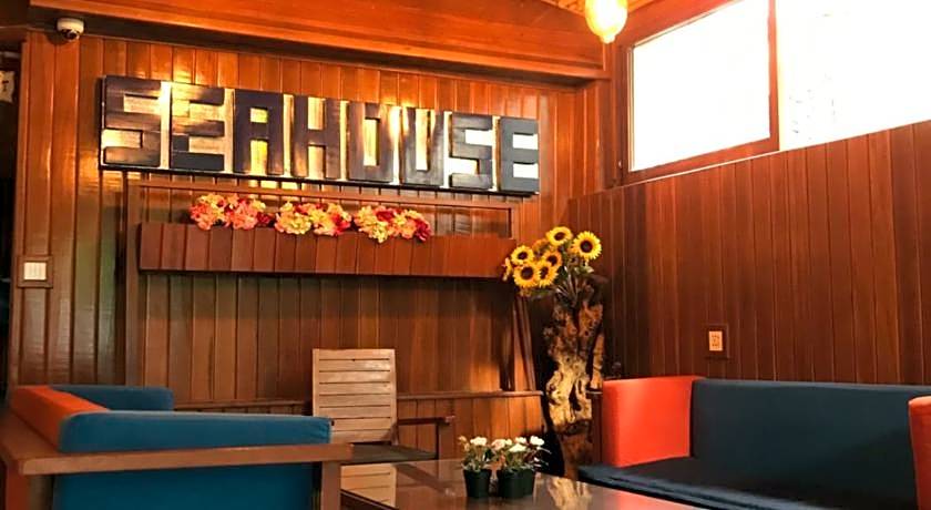 Seahouse Bali Indah Beach Inn