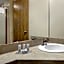 Super 8 by Wyndham Swan River MB