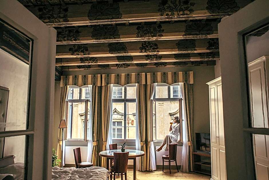 Residence Thunovska