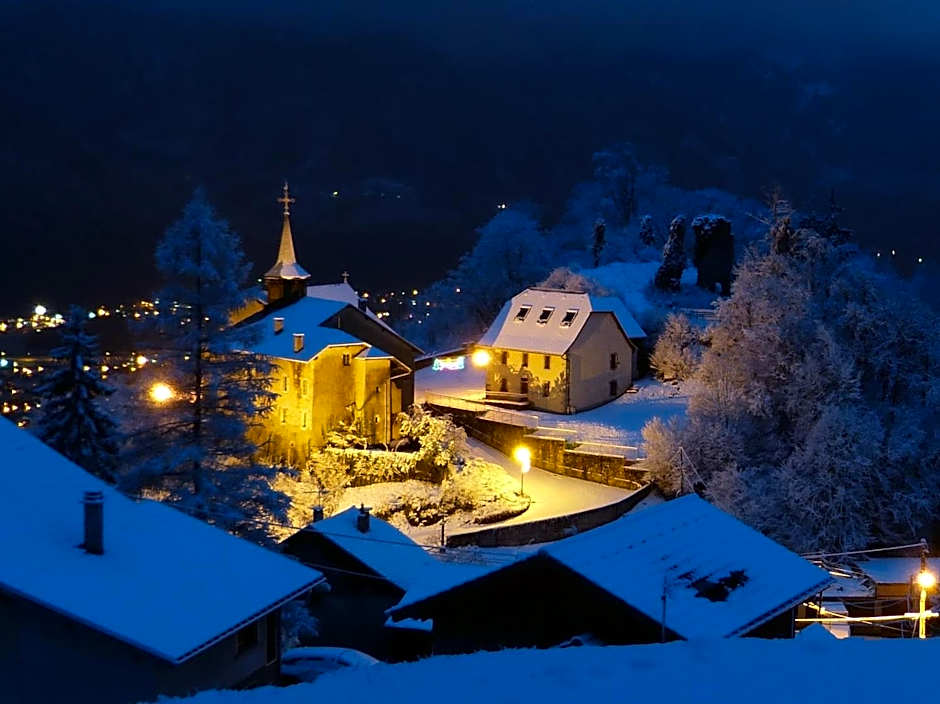 Chalet Le Pery