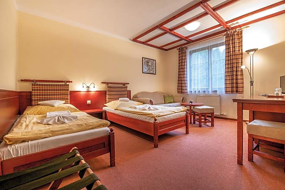 Photo 1 of 5 of 2 Beds with Extra Bed