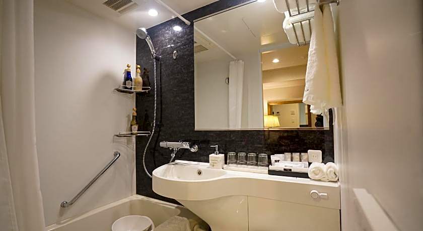 Le Tour Hotel Akihabara Ekimae
