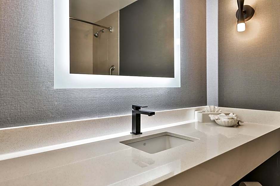 Admiral Inn Mississauga