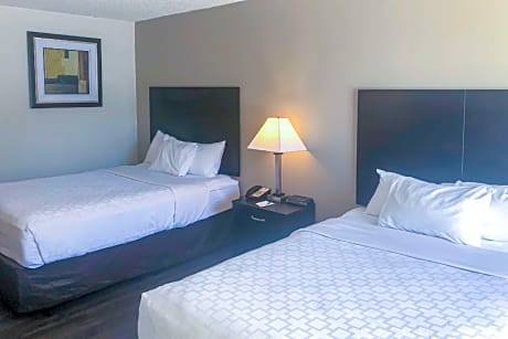 2 Double Beds Nonsmoking