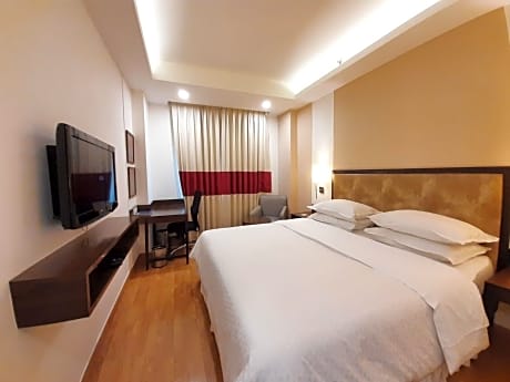 Premier Room, 1 King Bed