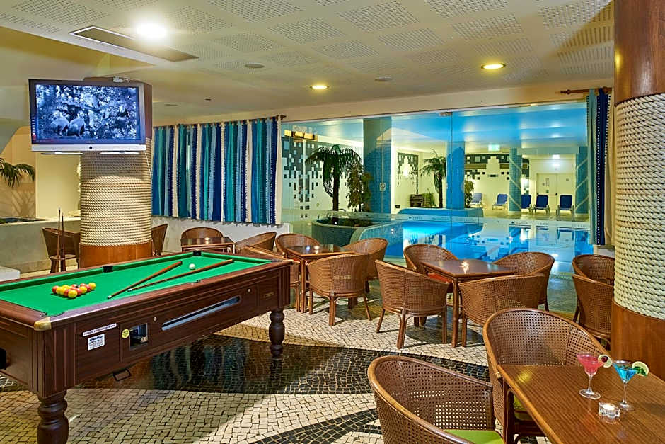 Oceanus Aparthotel