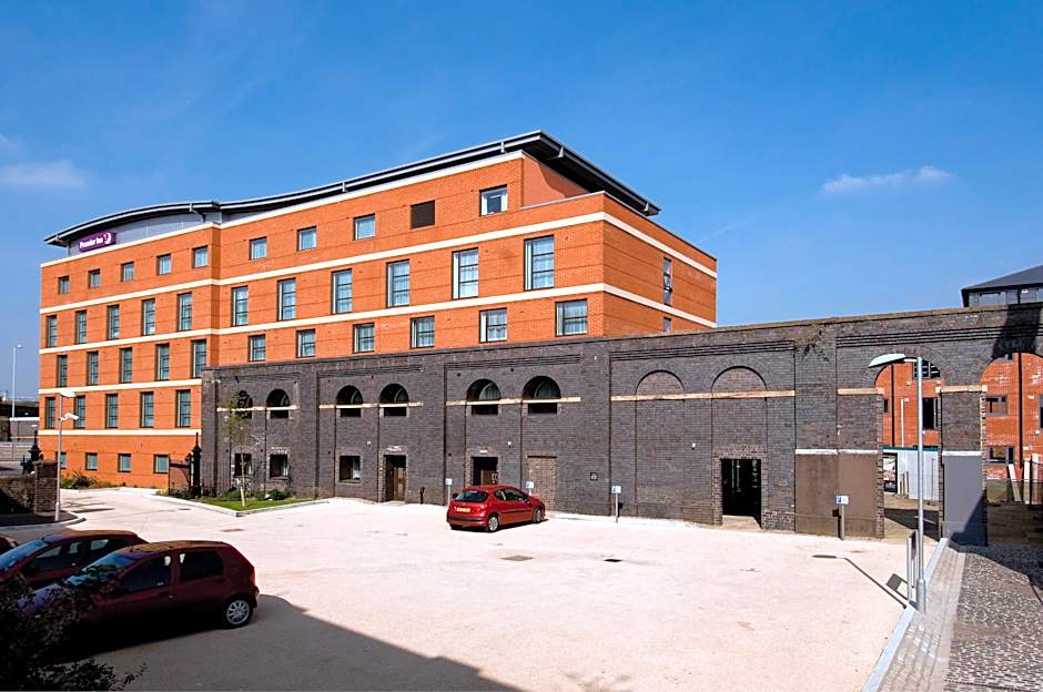 Premier Inn Wolverhampton City Centre