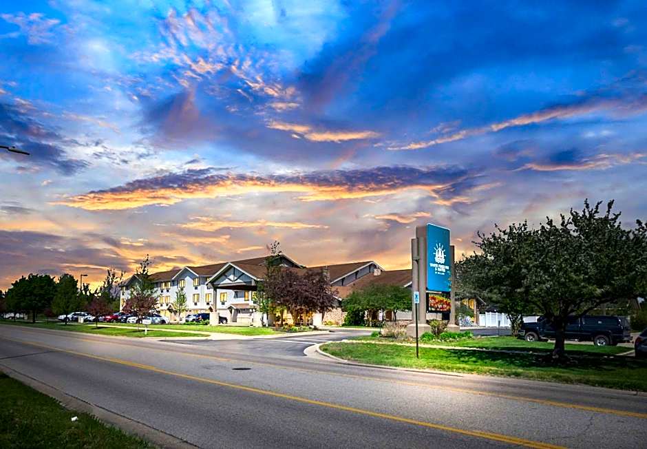 White Pine Inn & Suites