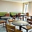 Ashbourne Hotel Canton/Hall of Fame I-77
