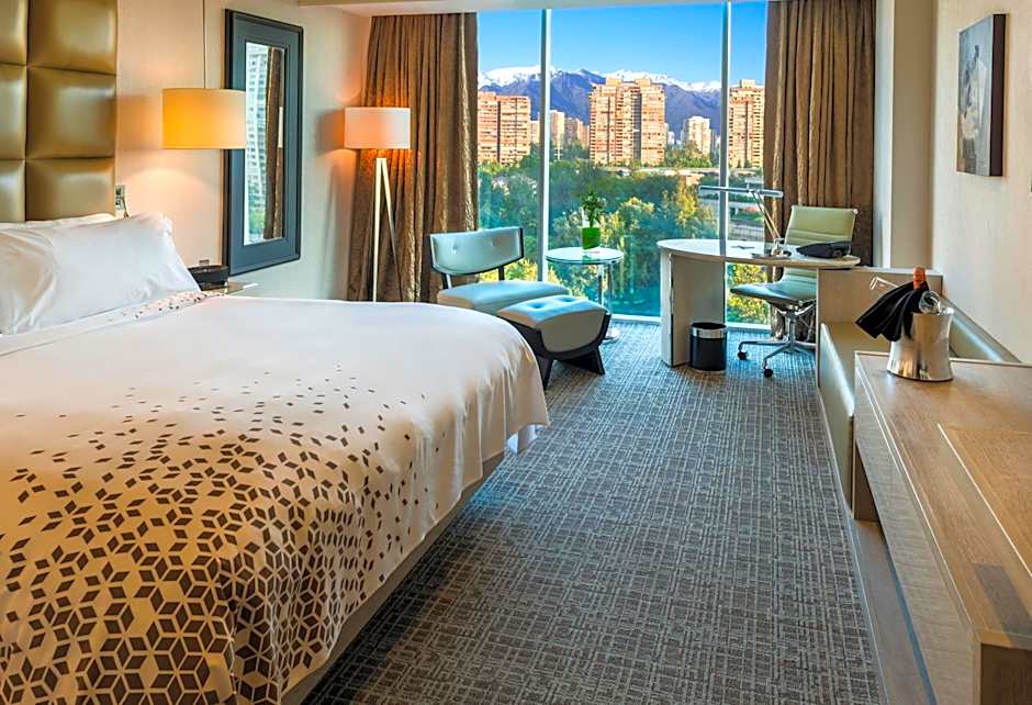 Renaissance Santiago Hotel