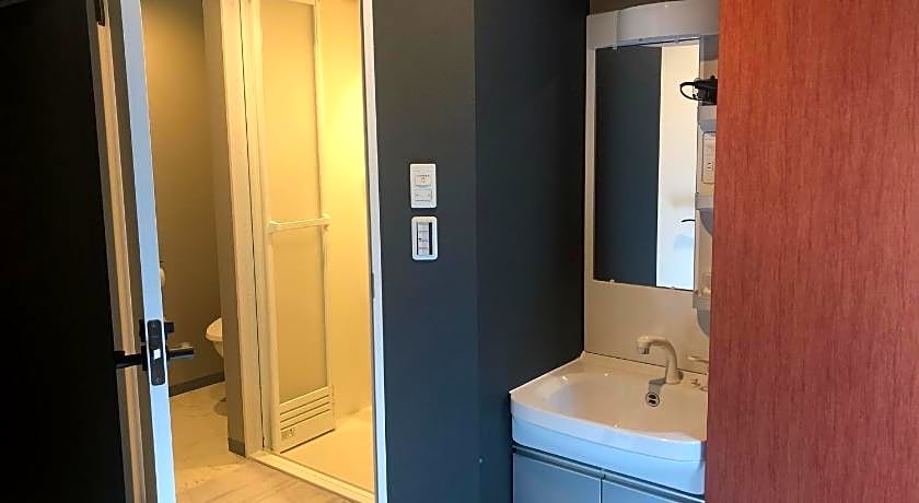 Hotel Pivot ShinImamiya Ekimae
