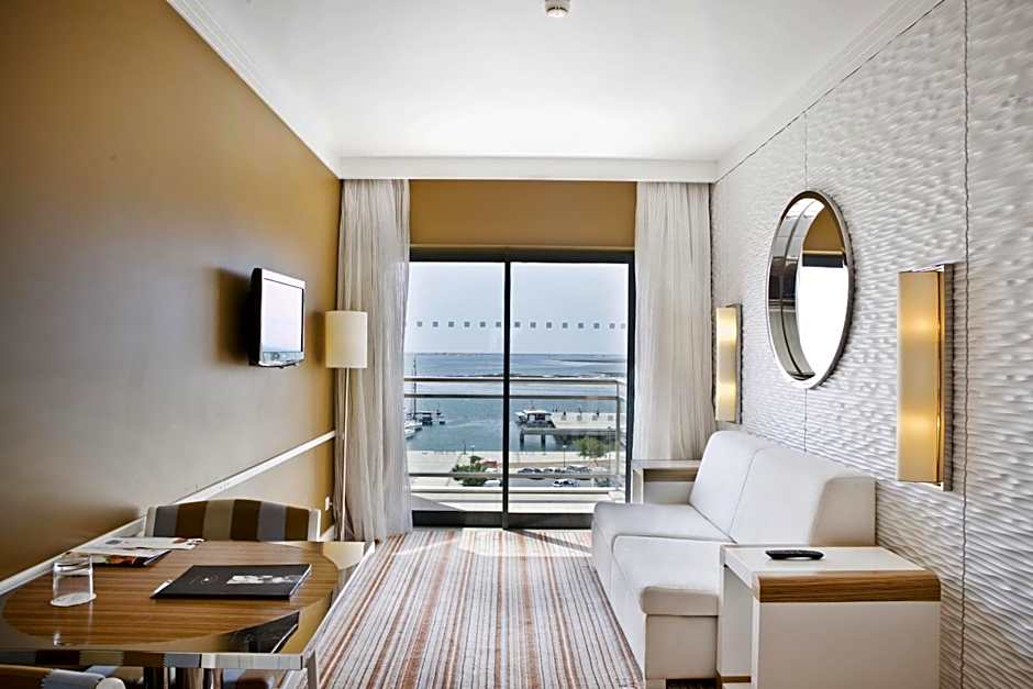 Real Marina Hotel & Spa