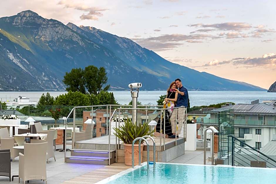 Hotel Kristal Palace - Tonelli Hotels - Adult Friendly