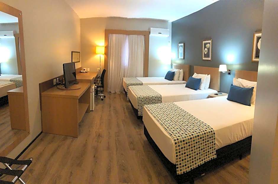 Comfort Suites Flamboyant