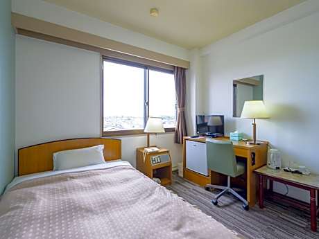 Standard Single Room - Non-Smoking