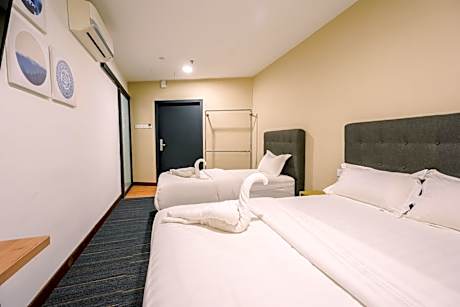 Basic Triple Room