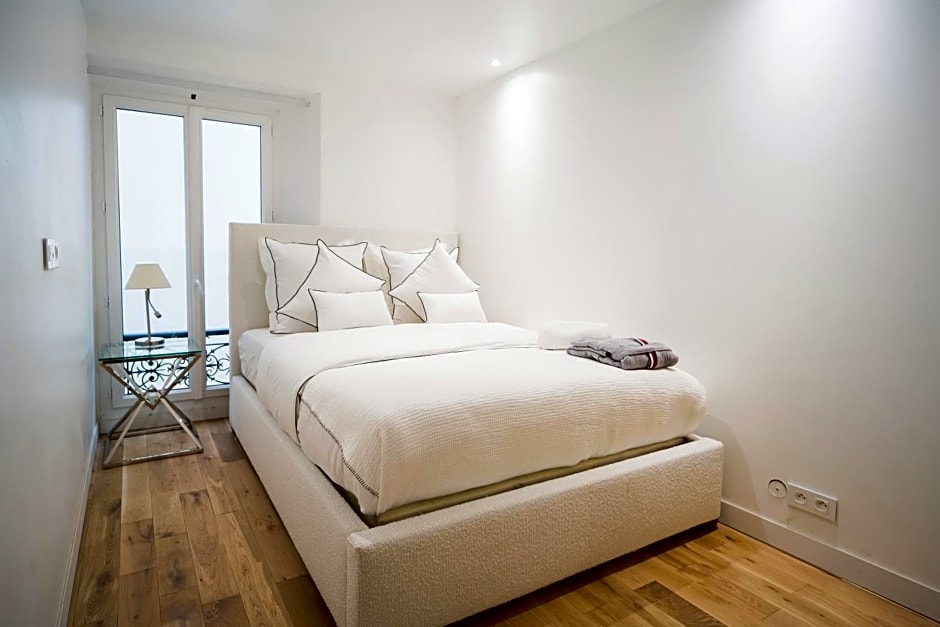 Venue C - Luxurious & Spacious - Mansion - Elevator - Patio