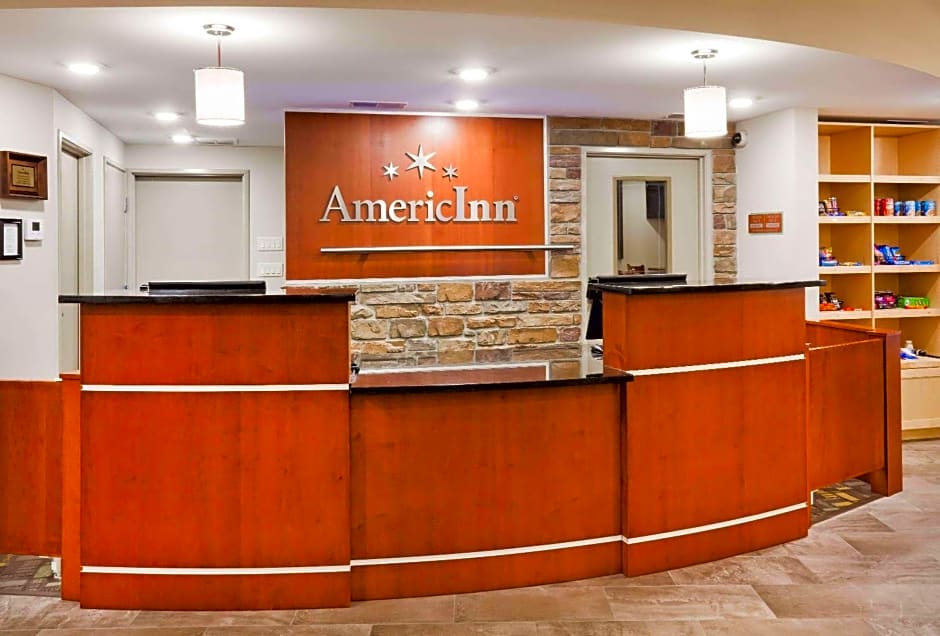 AmericInn by Wyndham DeWitt