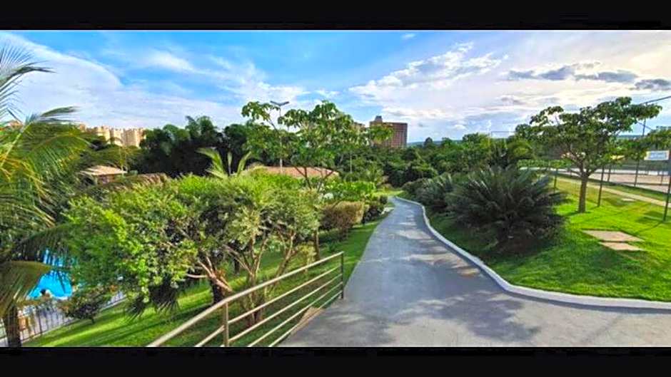 Hotel Golden Dolphin com café da manhã! Piscinas 24h