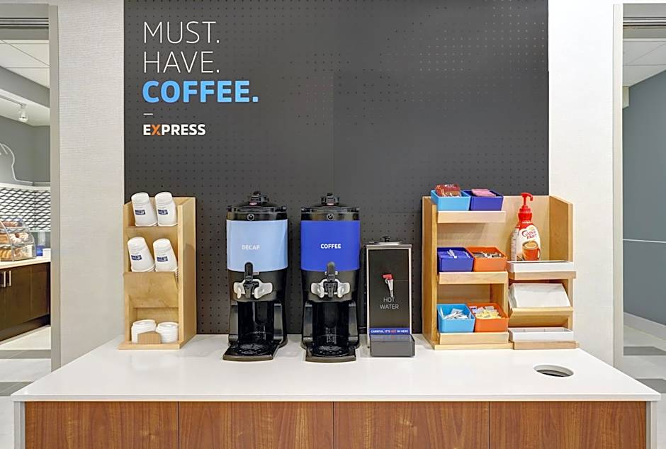 Holiday Inn Express and Suites Port Elgin By IHG